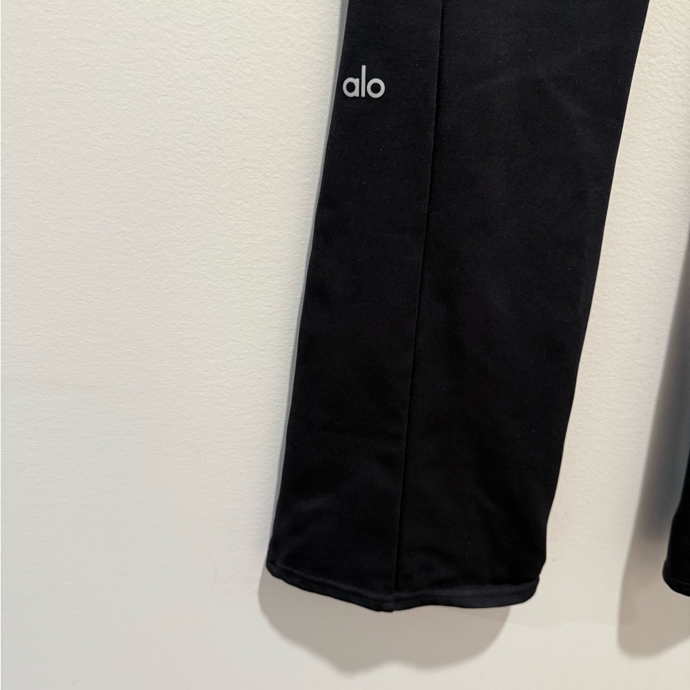 ALO High Waist Zip It Flair EUC Black - Picture 14 of 16